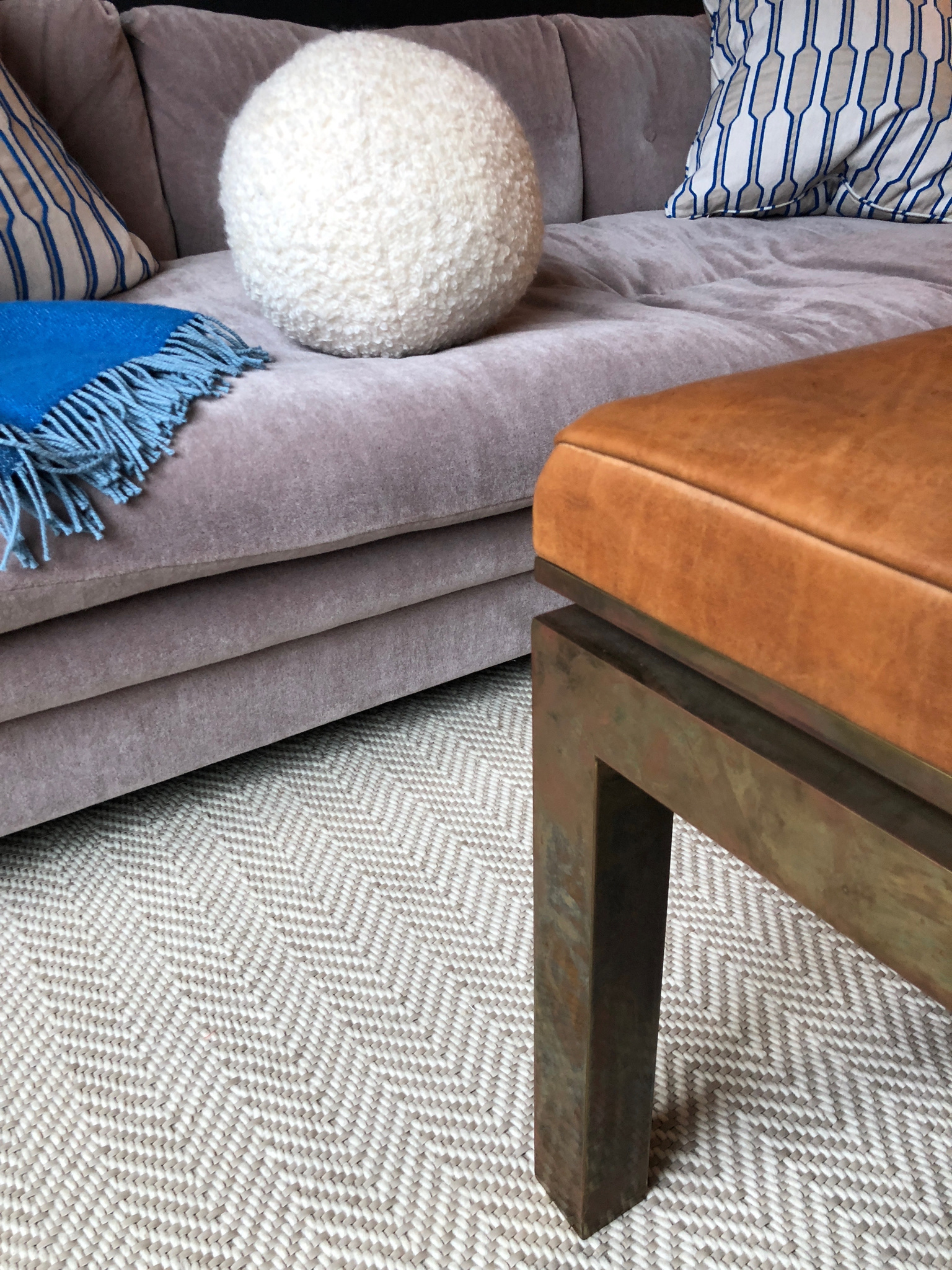 handwoven-rug-by-liz-caan-interior-design-TOWN-Fast-and-Luxurious