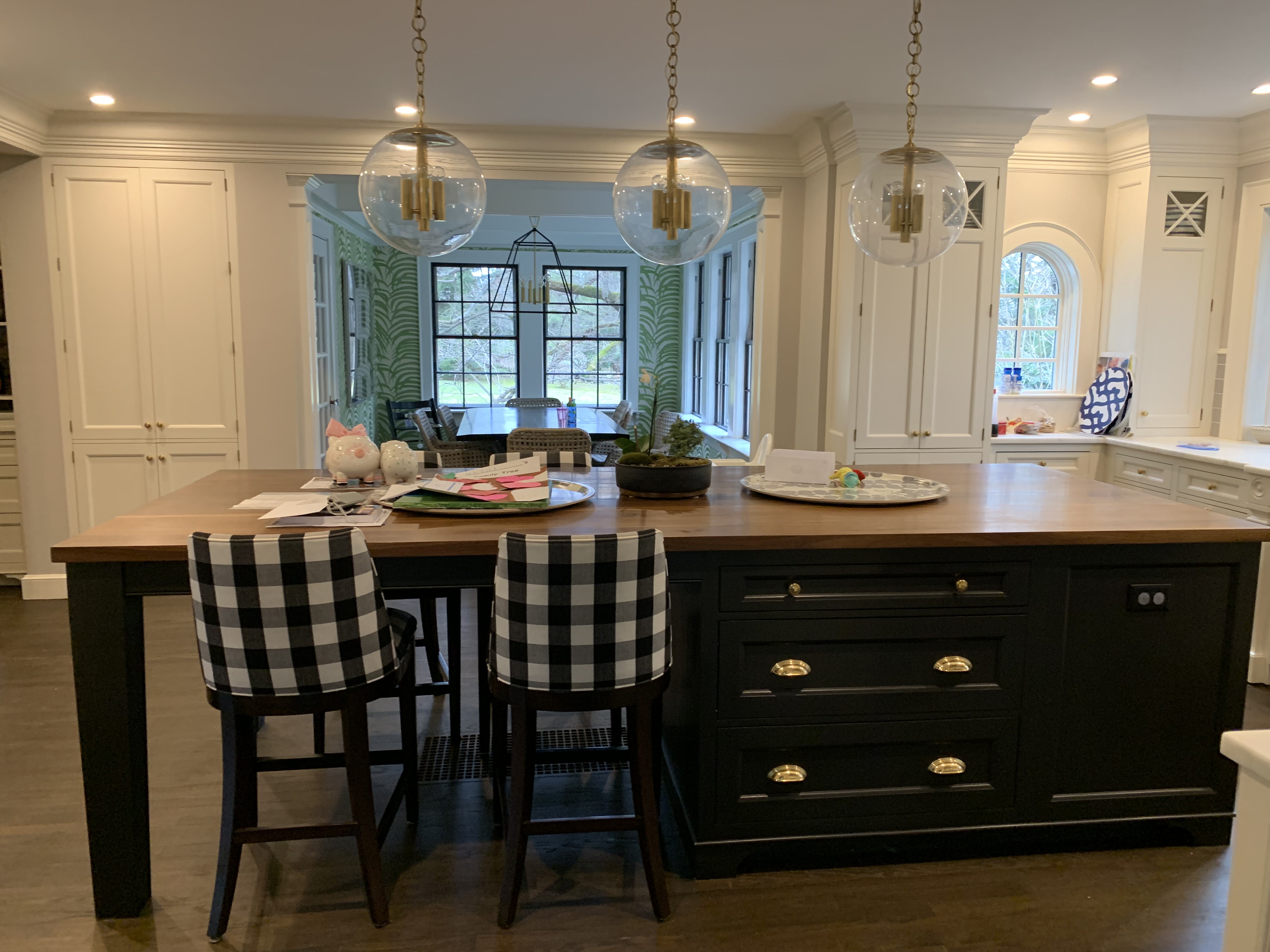 island-modification-by-liz-caan-interior-design-COUNTRY-Renovation-and-decoration-for-a-young-family
